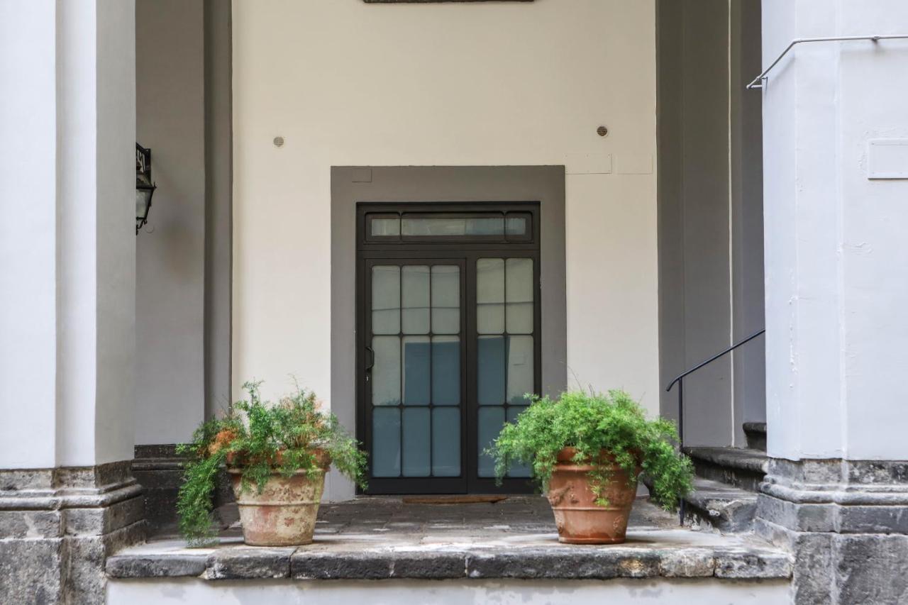 Il Loggiato By Wonderful Italy Nápoles Exterior foto